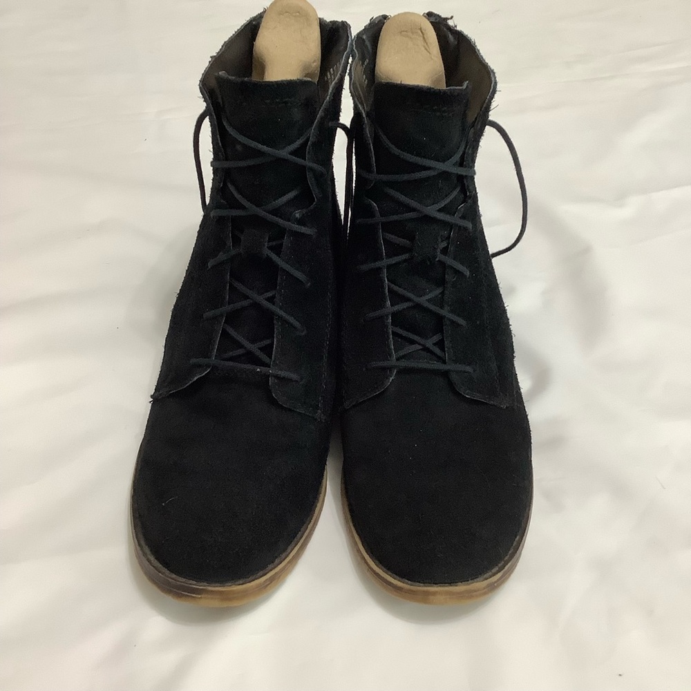 Steve Madden Black Suede lace up bootie Size 6.5 - Picture 8 of 8